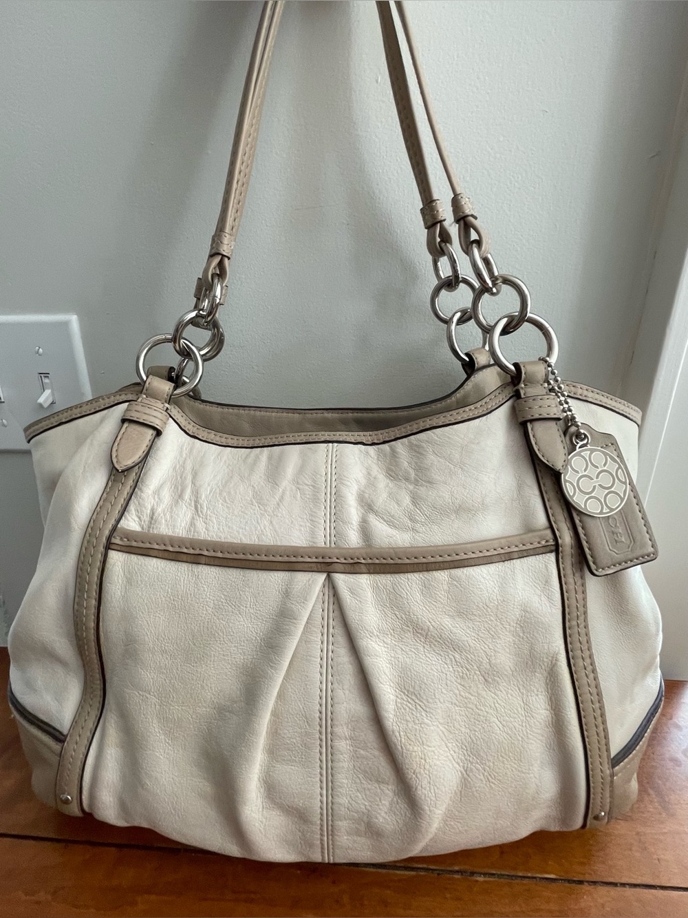 2010 Coach Alexandra Large Shoulder Bag 16739